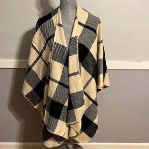 Black and Cream Plaid Shawl